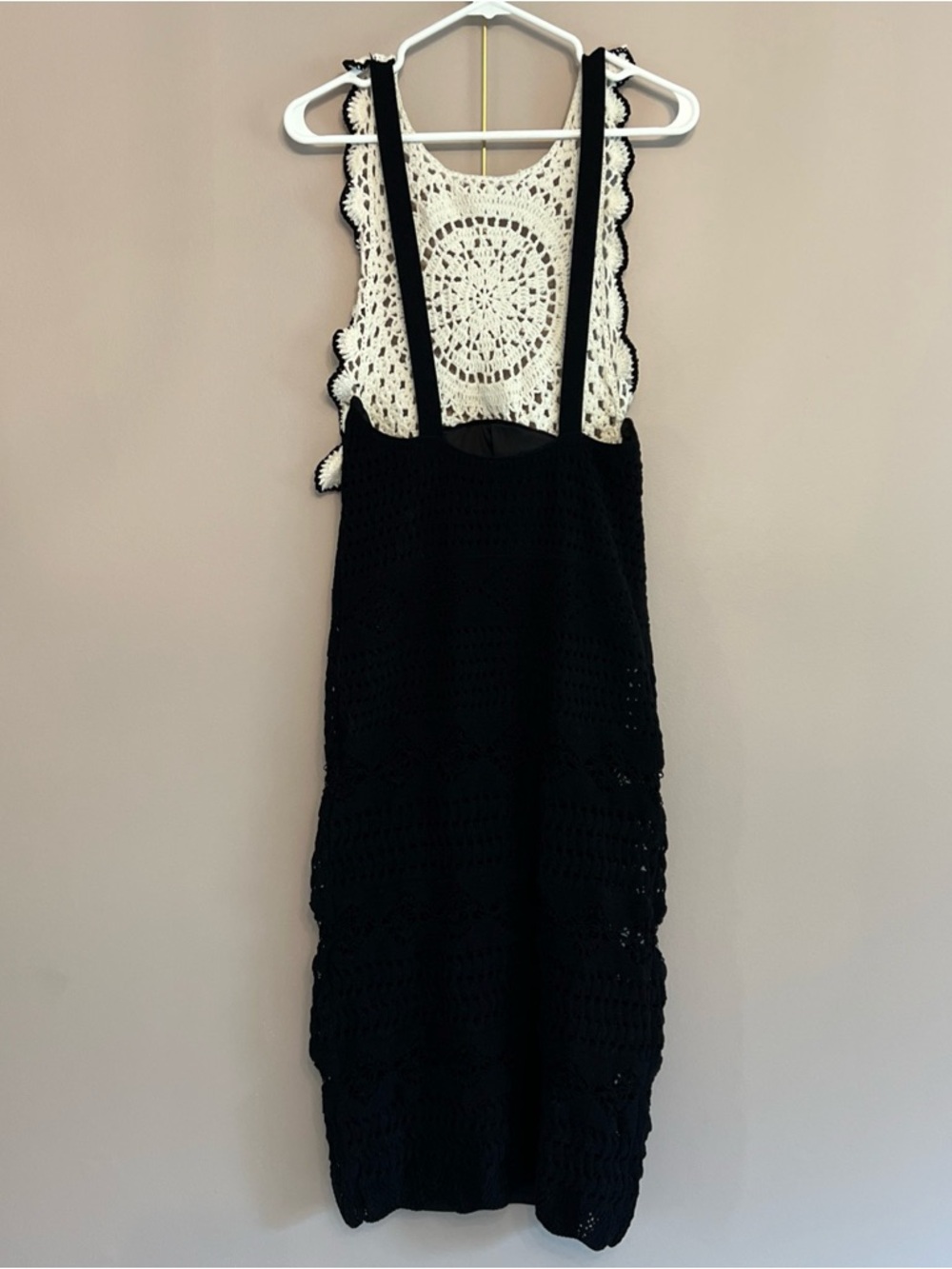 Zara Black And White Crochet  MIDI Dress Women’s Medium Bodycon Bohemian - Picture 6 of 13